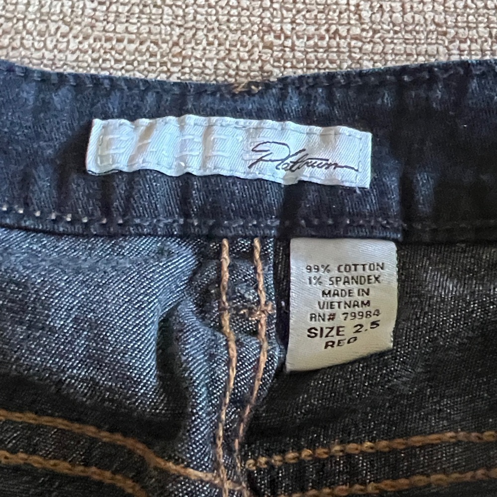 Chico’s Platinum Blue Jeans 2.5 - Picture 3 of 8